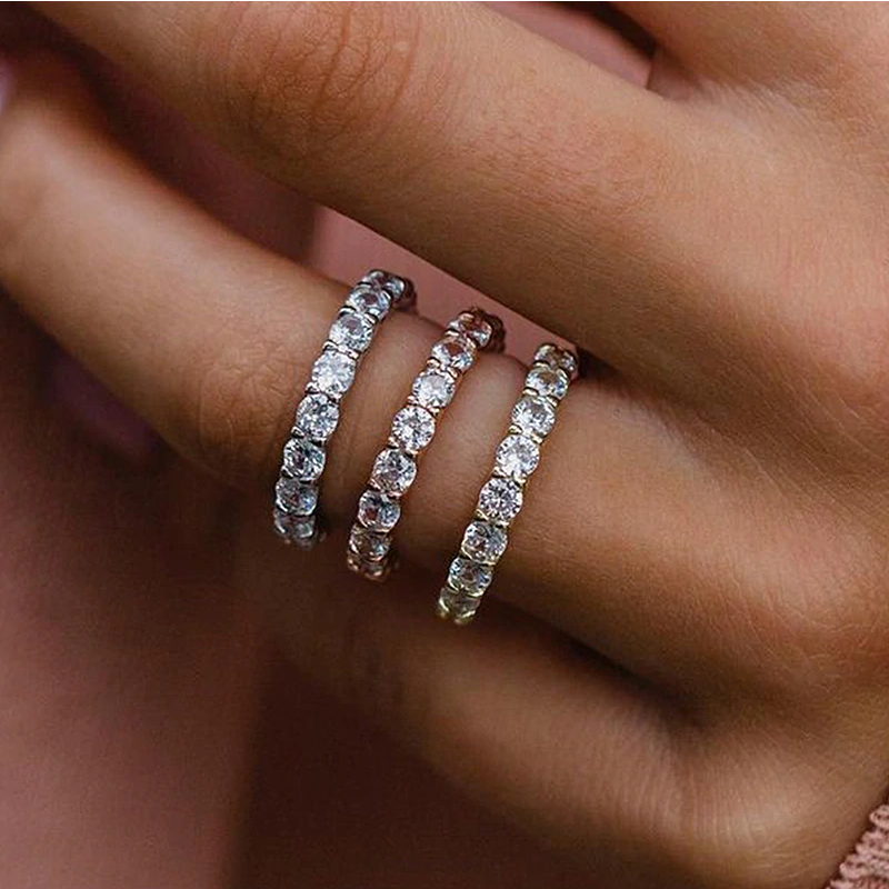 Elizka – Diamantring med dobbelt bånd.