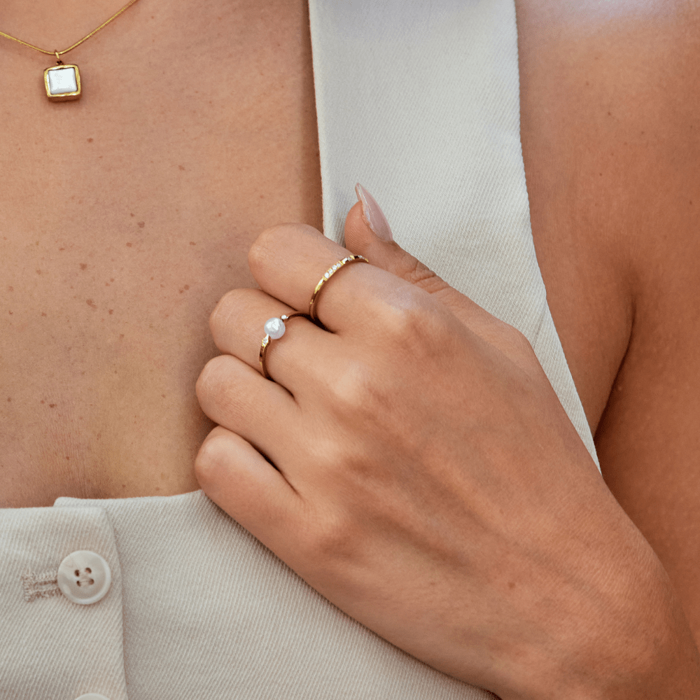 Ring med sølvvandsperler